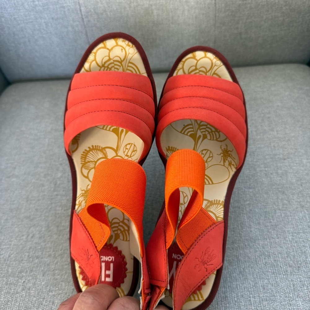 Fly London Yiko YIKO414FLY-003 Womens Red Leather Wedges Sandals Shoes size 6/5 - Picture 7 of 10
